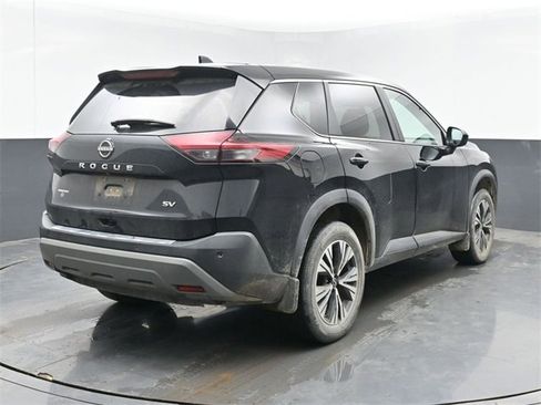 Used 2023 Nissan Rogue SV image 10