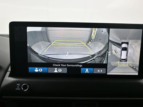 New 2026 Honda Pilot Touring image 15