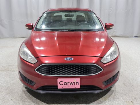 Used 2015 Ford Focus SE w/ SE Cold Weather Package FWD image 8