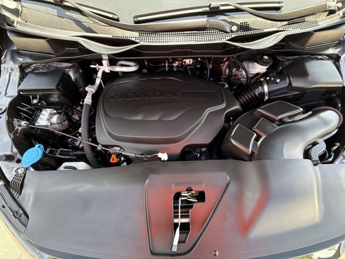 Used 2026 Honda Odyssey EX-L image 18