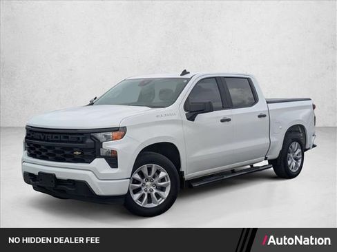 Certified 2022 Chevrolet Silverado 1500 Custom RWD image 1