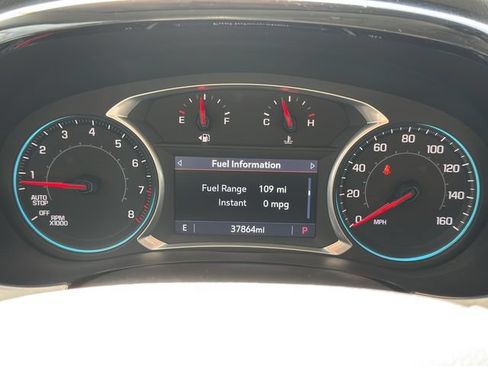 Used 2021 Chevrolet Traverse Premier FWD image 29