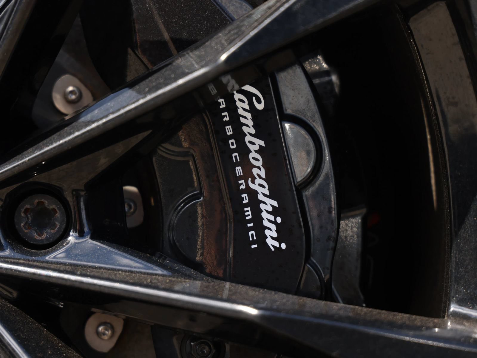 Used 2021 Lamborghini Urus AWD/4WD image 47