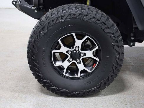 Used 2021 Jeep Wrangler Unlimited Rubicon image 32