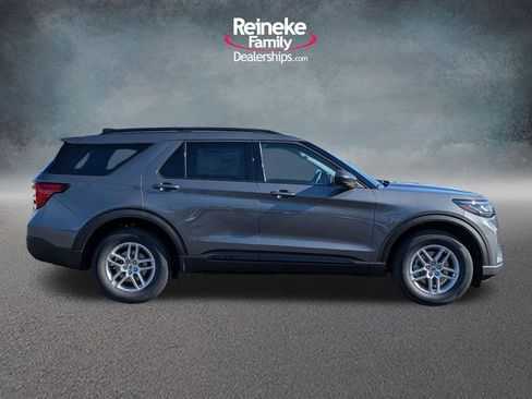 New 2026 Ford Explorer Active image 37