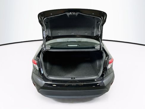 Used 2025 Toyota Corolla LE FWD image 27