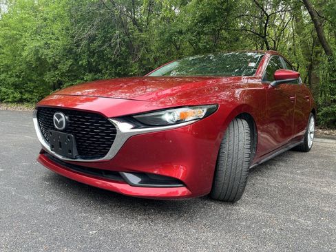 Used 2019 MAZDA MAZDA3 AWD Sedan w/ Select Package image 3