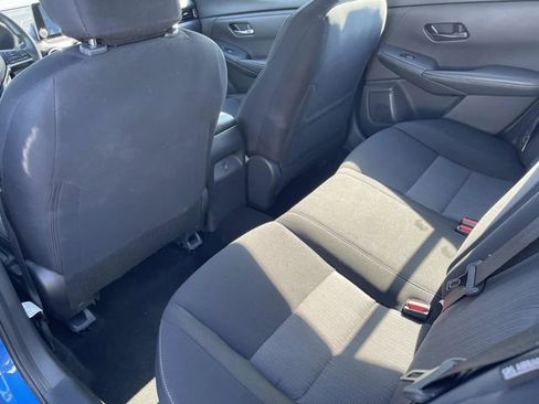 Used 2024 Nissan Sentra SV FWD image 17