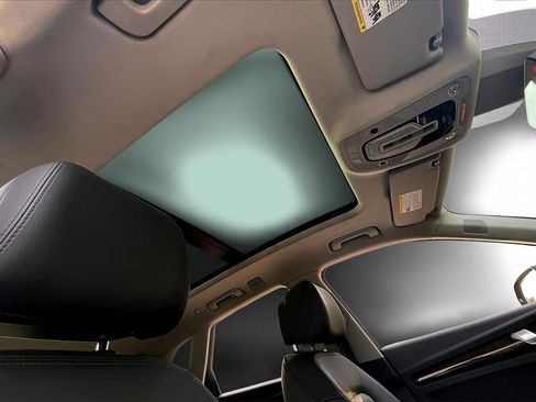 Used 2019 Audi Q5 2.0T Premium Plus w/ Premium Plus Package image 22