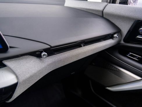 Used 2025 Cadillac Optiq Sport 2 w/ LPO, Floor Liner Package image 32