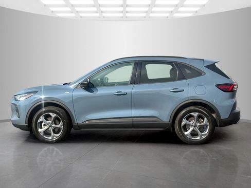 Used 2025 Ford Escape ST-Line AWD/4WD image 6