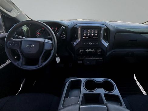 Used 2020 Chevrolet Silverado 1500 Custom w/ Custom Value Package AWD/4WD image 10