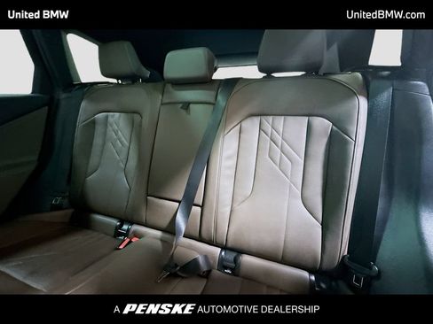 Used 2025 BMW X3 xDrive30i AWD/4WD image 12
