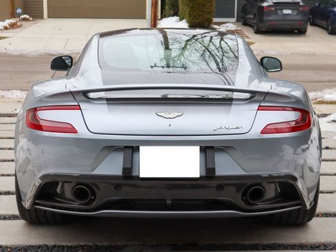 Used 2014 Aston Martin Vanquish Coupe image 7