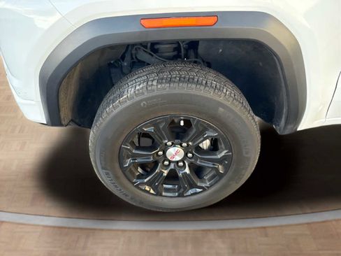 Used 2023 GMC Canyon AT4 w/ AT4 Premium Package image 58
