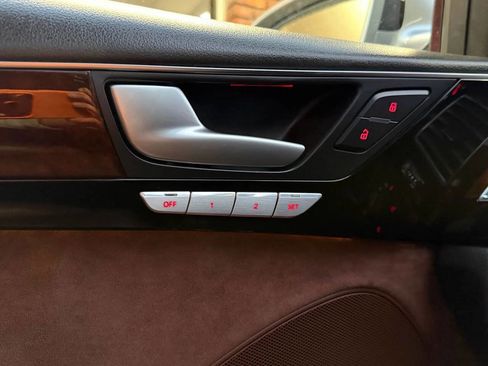 Used 2014 Audi A8 L 3.0T w/ Premium Package image 25