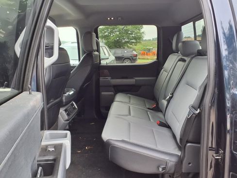 Used 2022 Ford F150 Lariat w/ Equipment Group 502A High AWD/4WD image 13