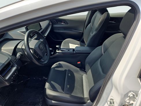 Used 2024 Toyota Prius Limited w/ Limited Premium Package AWD/4WD image 37