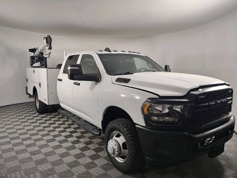 Used 2024 RAM 3500 Tradesman AWD/4WD image 1