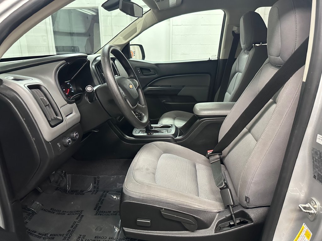 Used 2020 Chevrolet Colorado W/T w/ WT Convenience Package AWD/4WD image 18