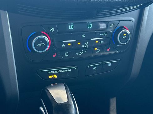 Certified 2018 Ford Escape SEL FWD image 22