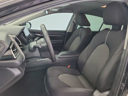 Used 2022 Toyota Camry LE FWD image 17