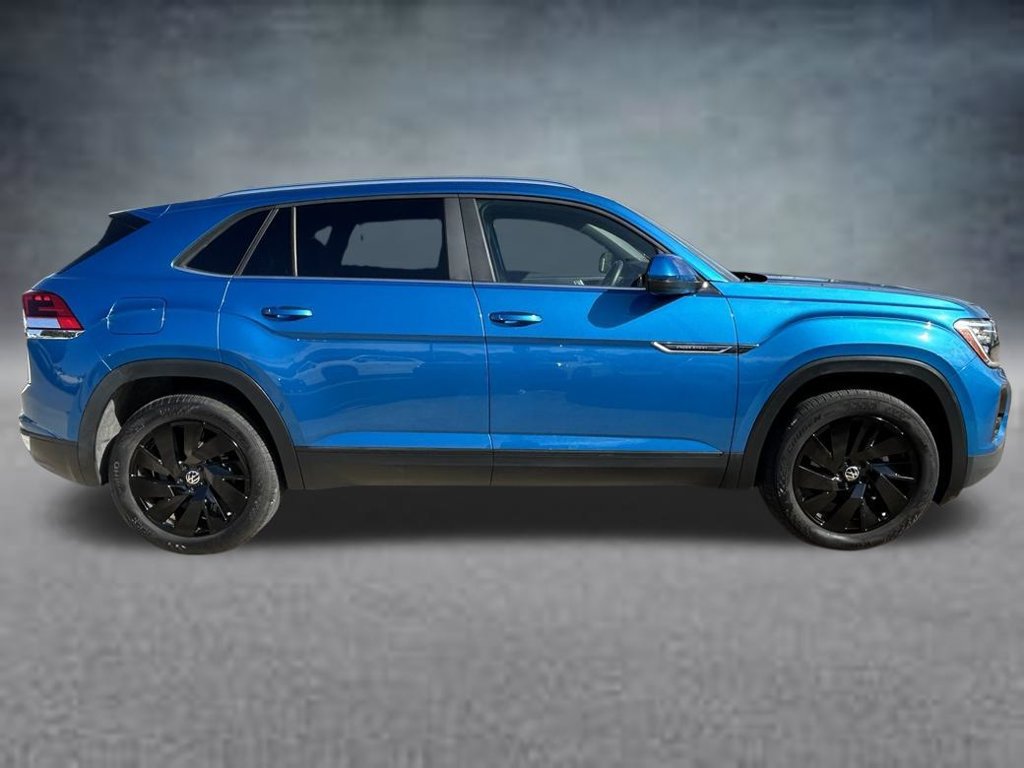 Used 2024 Volkswagen Atlas Cross Sport SE AWD/4WD image 7