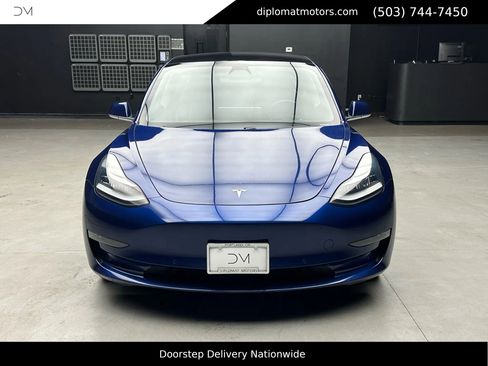 Used 2018 Tesla Model 3 Long Range image 11