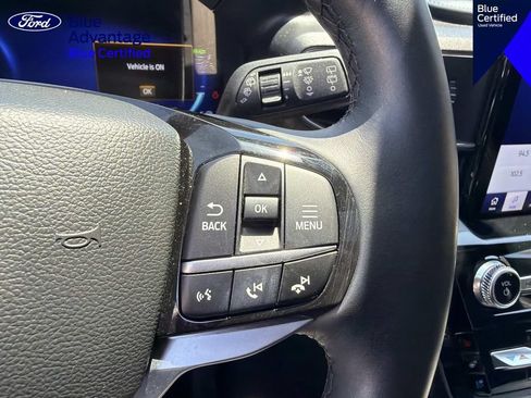 Certified 2023 Ford Explorer Platinum w/ Technology Package AWD/4WD image 21