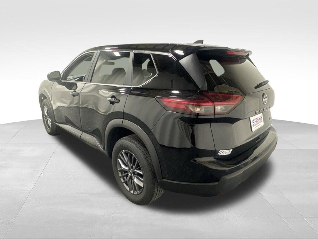 Used 2026 Nissan Rogue SV AWD/4WD image 6