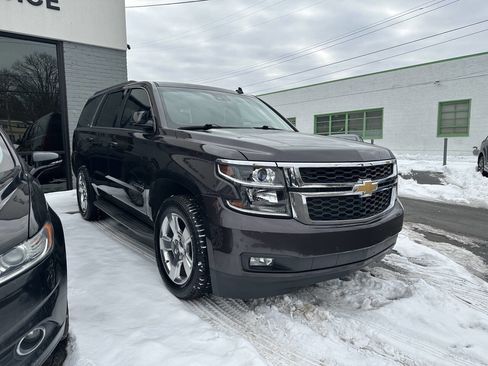 Used 2015 Chevrolet Tahoe LT w/ Luxury Package image 4