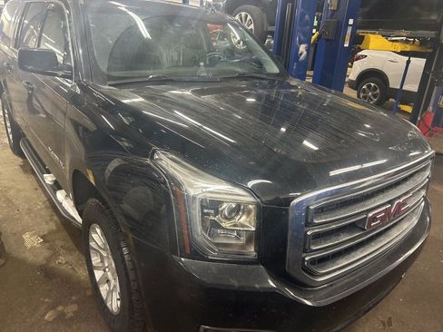 Used 2020 GMC Yukon XL SLT image 10