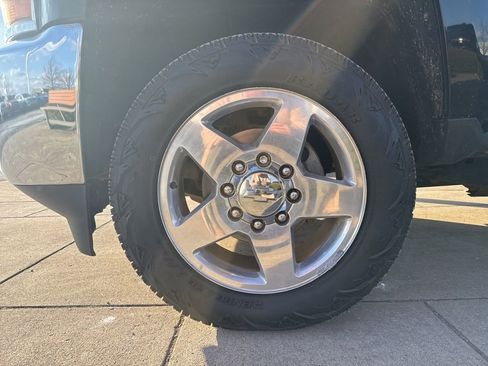 Used 2015 Chevrolet Silverado 2500 LTZ w/ Duramax Plus Package image 31