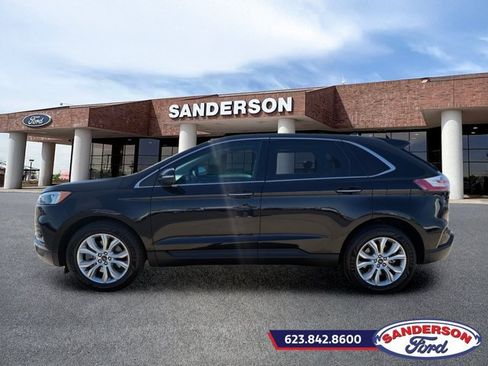 Certified 2023 Ford Edge Titanium AWD/4WD image 6