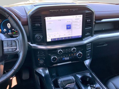 Used 2023 Ford F150 Lariat w/ Equipment Group 502A High AWD/4WD image 7