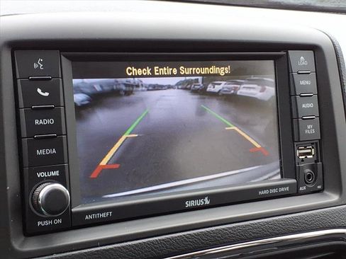 Used 2018 Dodge Grand Caravan SE w/ UConnect Hands-Free Group FWD image 28