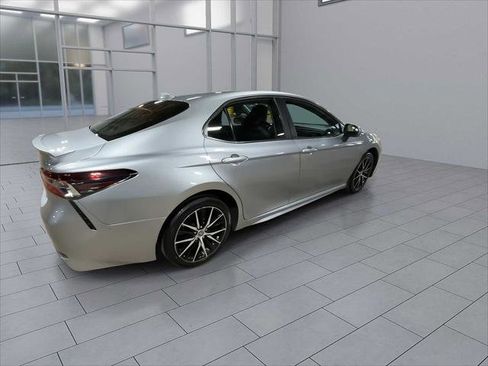 Certified 2023 Toyota Camry SE image 8