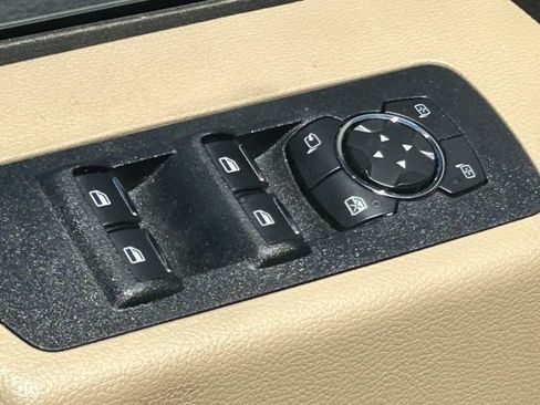 Used 2020 Ford F150 Lariat AWD/4WD image 31