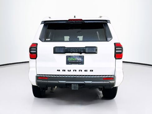 Used 2025 Toyota 4Runner SR5 image 7