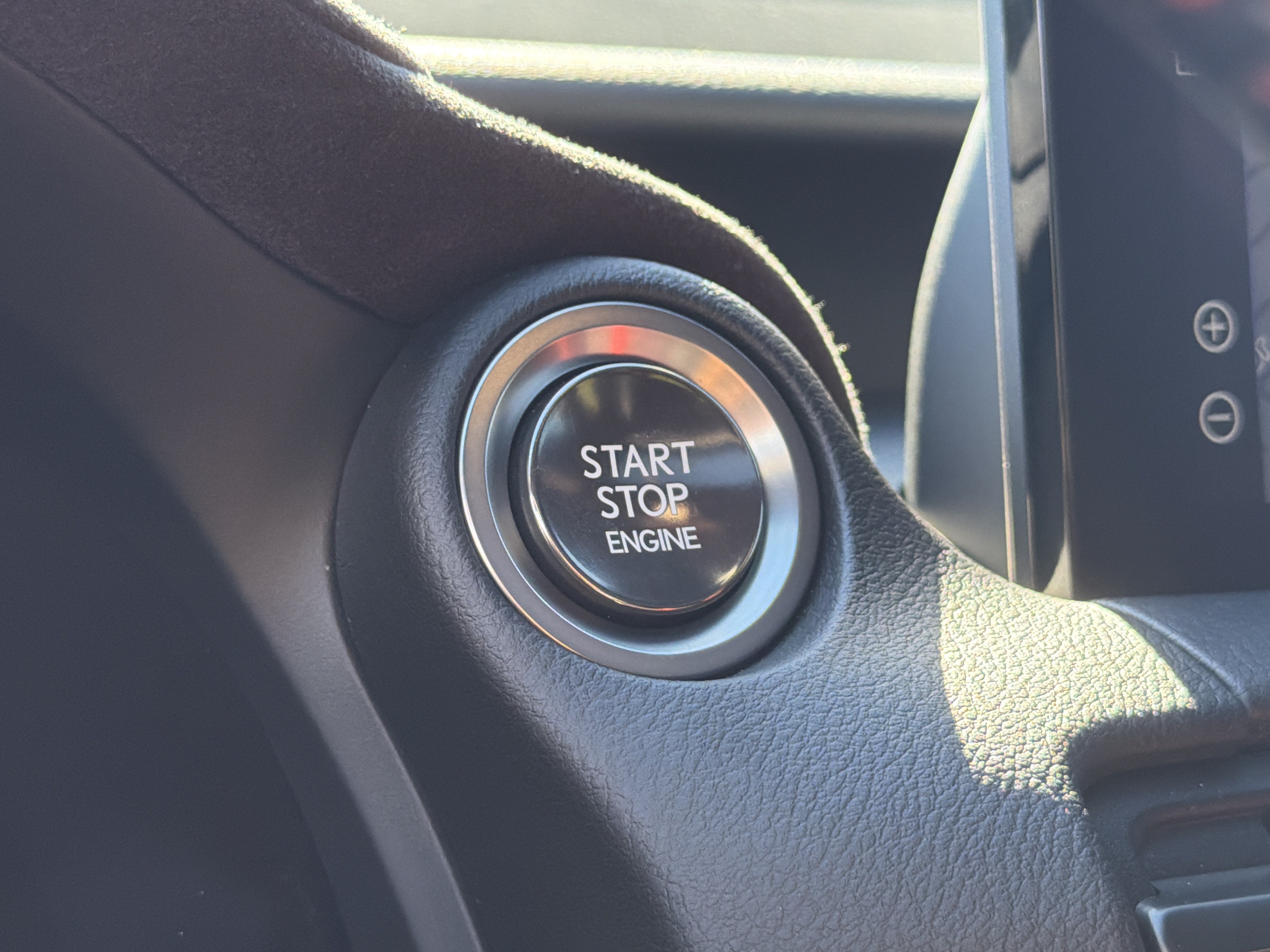 Used 2025 Lexus IS 500 w/ F-Sport Performance RWD image 34