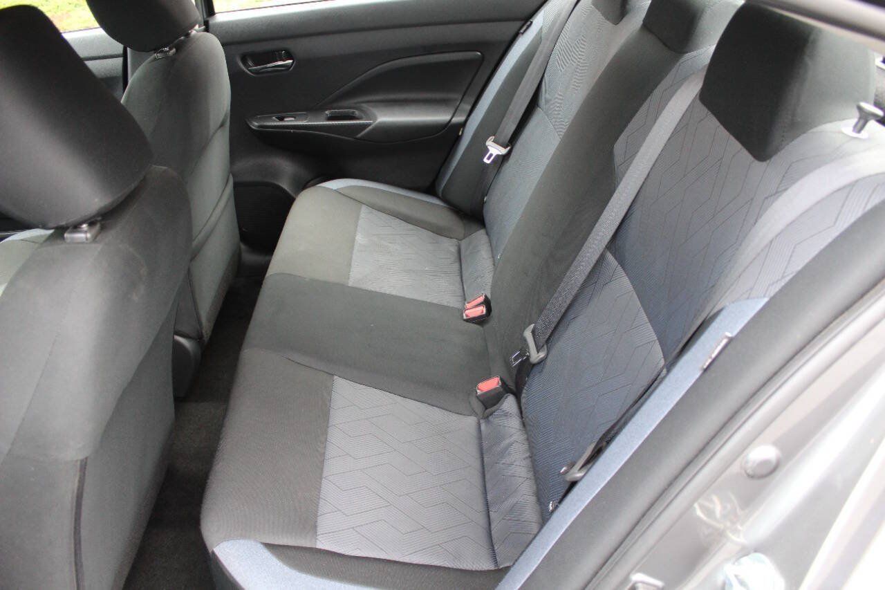 Used 2025 Nissan Versa SV FWD image 17