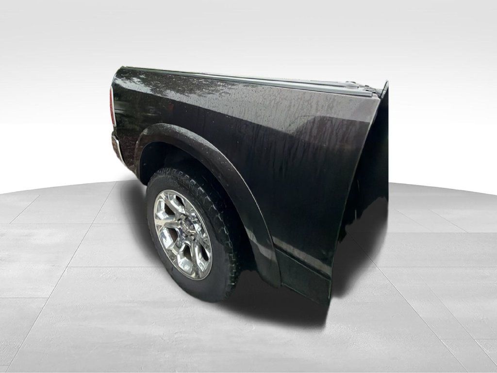 Used 2017 RAM 1500 Laramie AWD/4WD image 7