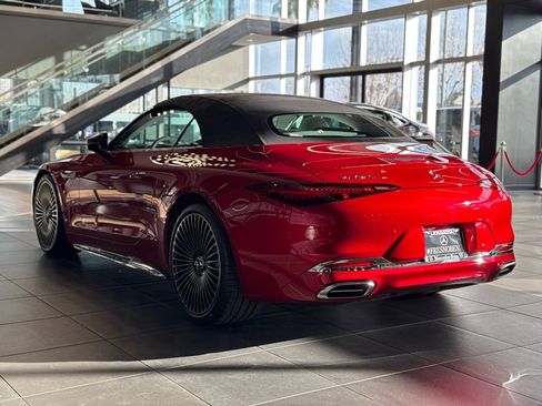 New 2026 Mercedes-Benz Maybach SL 680 image 10