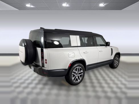 Used 2026 Land Rover Defender 130 S AWD/4WD image 8