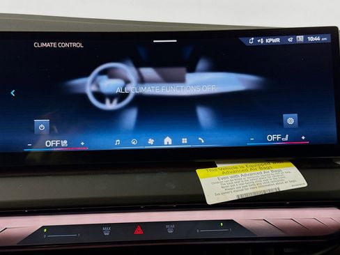 Used 2025 BMW X3 xDrive30i w/ Premium Package AWD/4WD image 15