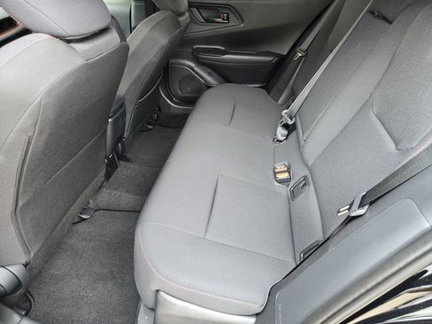 New 2026 Toyota Prius Plug-In Hybrid FWD image 19