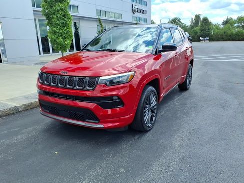 Used 2023 Jeep Compass High Altitude AWD/4WD image 2