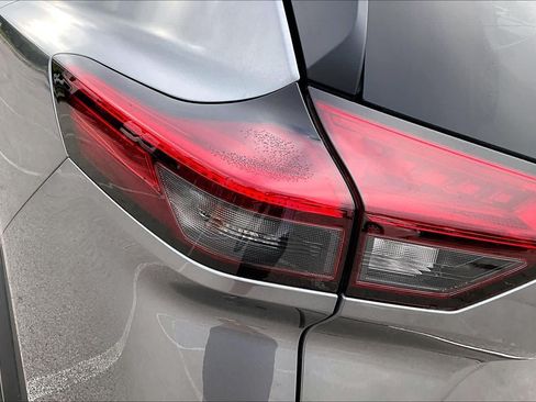 Certified 2022 Nissan Rogue SV w/ SV Premium Package FWD image 29