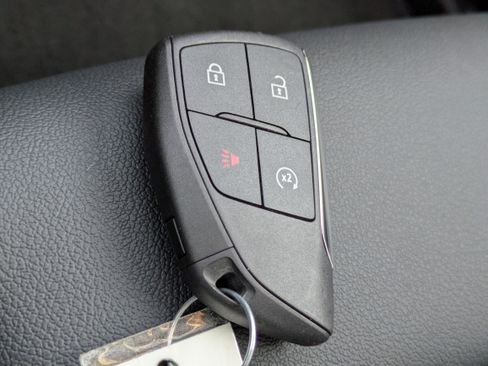 New 2026 GMC Canyon Elevation w/ Convenience Package image 31