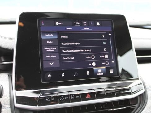 Used 2022 Jeep Compass Latitude image 25